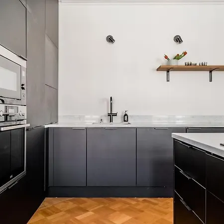 2ndhomes Stunning & Modern 168m2 In Kruununhaka * 赫尔辛基