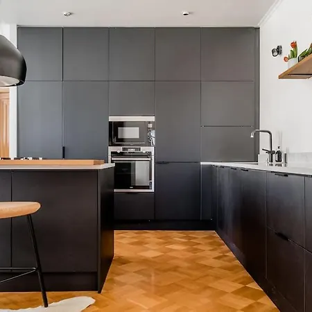 2ndhomes Stunning & Modern 168m2 In Kruununhaka * هلسنكي